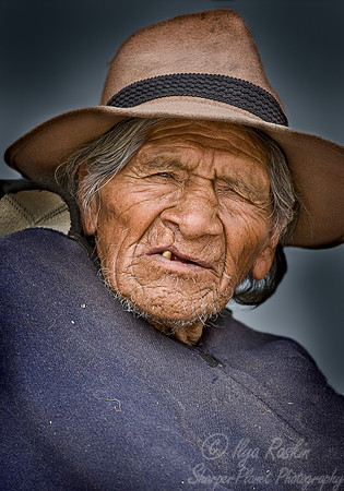 034_Otavalo_Ecuador