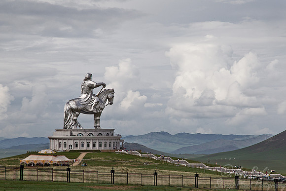 066 Outside Ulan Bator - Mongolia