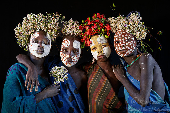 243 Ethiopia Suri tribe