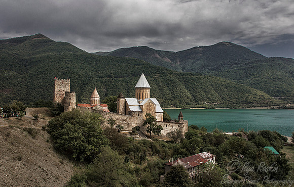 157 Ananuri Monastery - Georgia